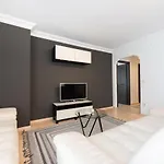 G&b Mansion Lejlighed